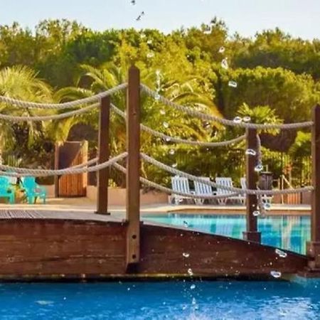 Chalets Met Buitenkeuken Op Camping Lei Suves - Joycasa Roquebrune-sur Argens Exteriér fotografie