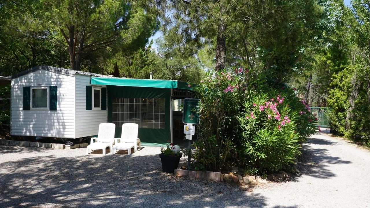 Chalets Met Buitenkeuken Op Camping Lei Suves - Joycasa Roquebrune-sur Argens Exteriér fotografie