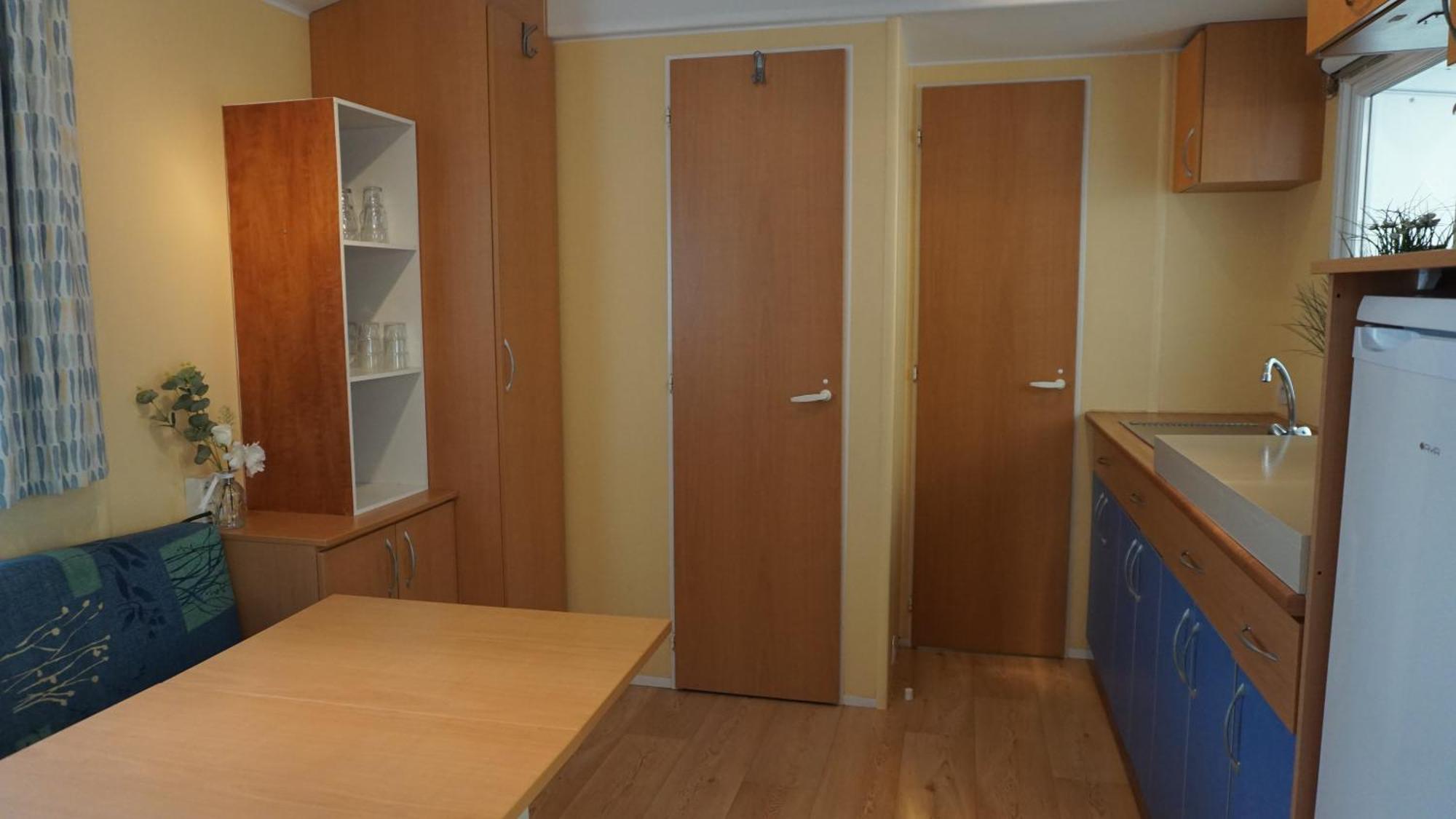 Chalets Met Buitenkeuken Op Camping Lei Suves - Joycasa Roquebrune-sur Argens Exteriér fotografie