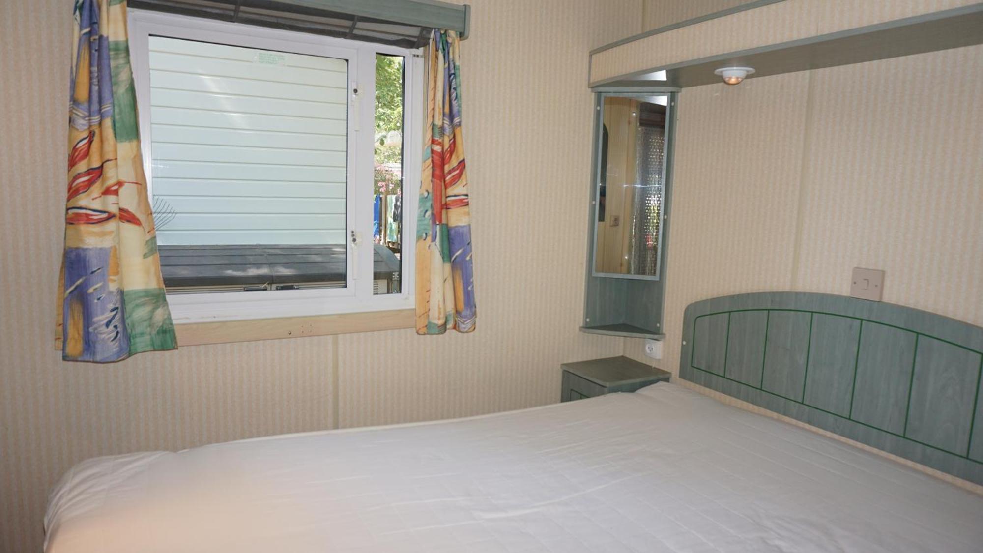 Chalets Met Buitenkeuken Op Camping Lei Suves - Joycasa Roquebrune-sur Argens Pokoj fotografie